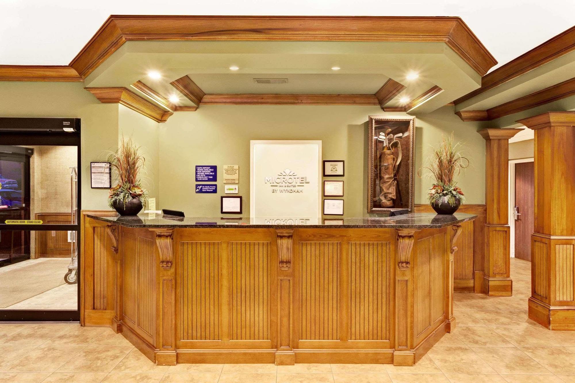麦克酒店，温德姆伍德斯托克/亚特兰大北 外观 照片